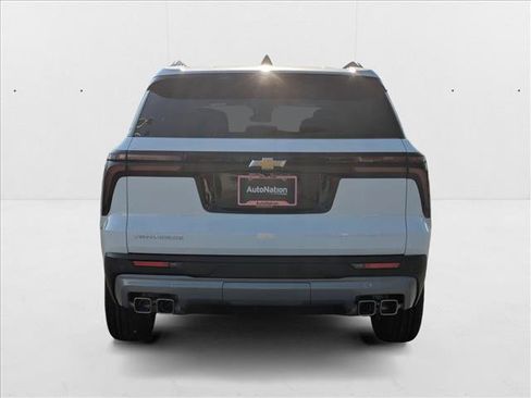 New 2025 Chevrolet Traverse LT image 7