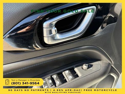 New 2025 Jeep Compass Latitude w/ Sun & Sound Group image 12