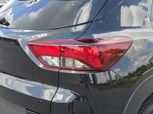 New 2026 Chevrolet TrailBlazer LT w/ Convenience Package FWD image 14