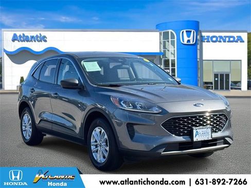 Used 2022 Ford Escape SE w/ Convenience Package image 1