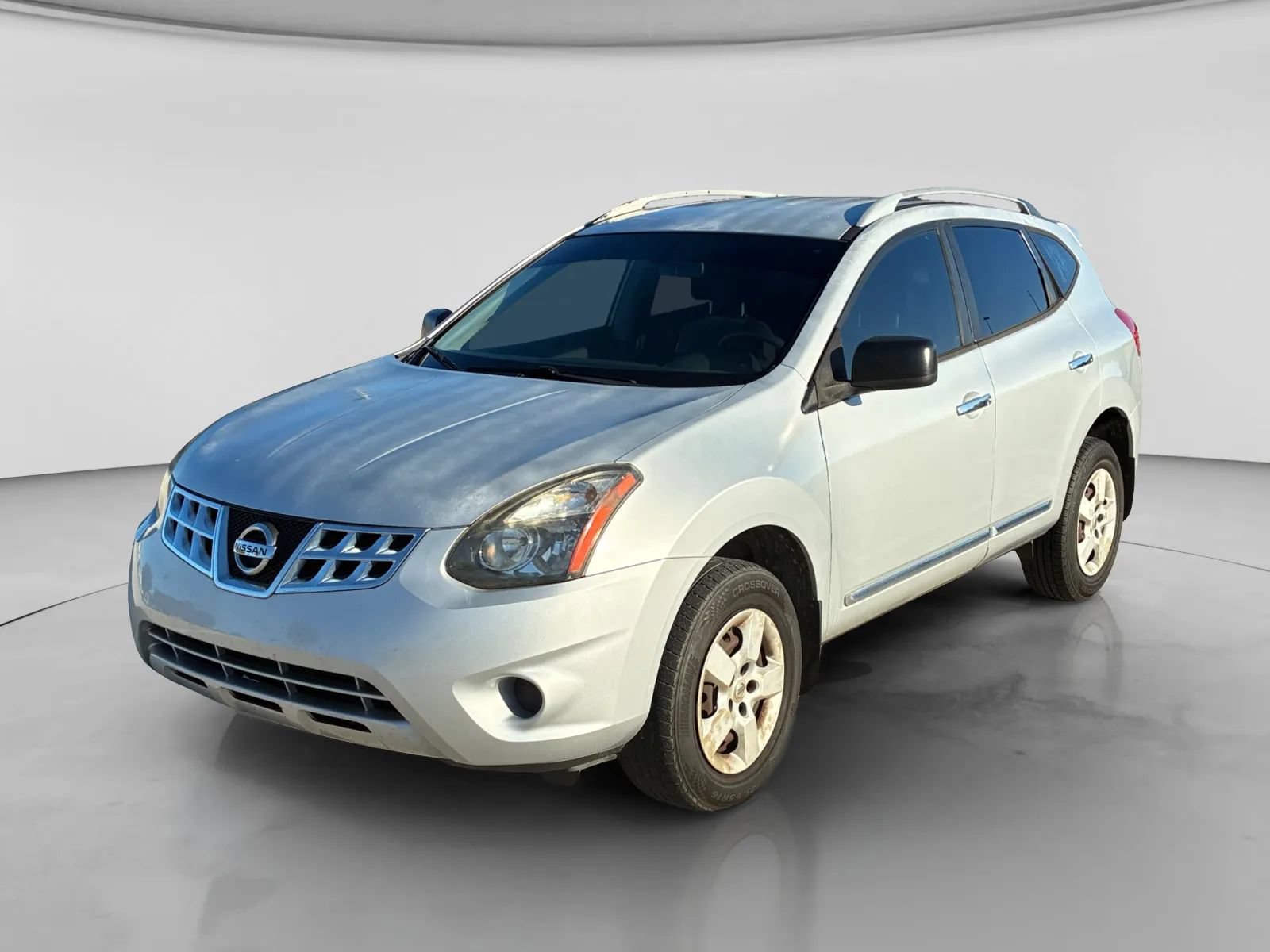 Used 2014 Nissan Rogue S w/ Convenience Package FWD image 1