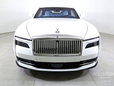 Used 2025 Rolls-Royce Spectre w/ Spectre Enhancement Package image 6