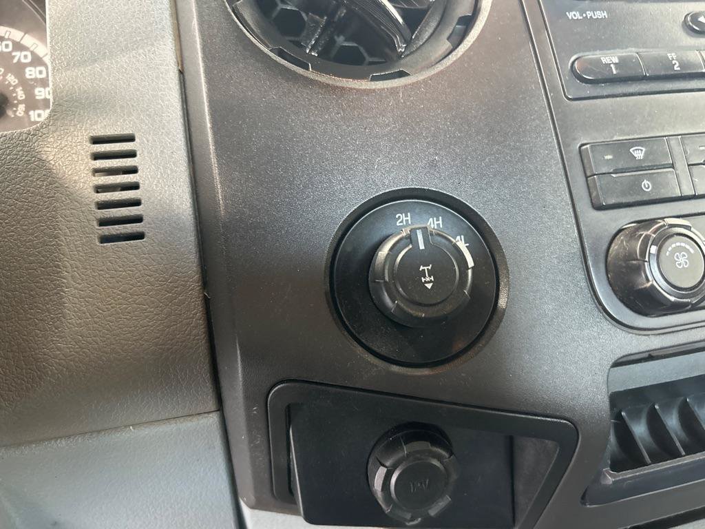 Used 2014 Ford F250 XL w/ Power Equipment Group AWD/4WD image 14