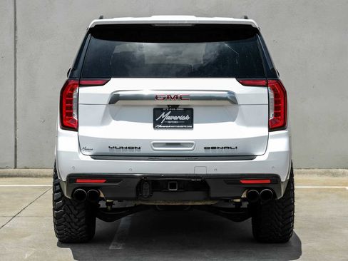 Used 2021 GMC Yukon Denali w/ Denali Premium Package AWD/4WD image 10