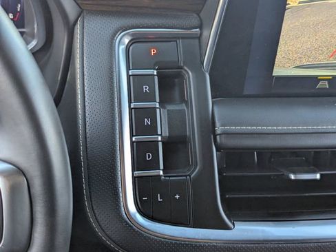 Used 2023 Chevrolet Tahoe Premier image 29