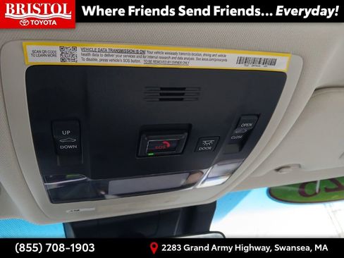 Used 2025 Lexus ES 350 w/ Premium Package image 27