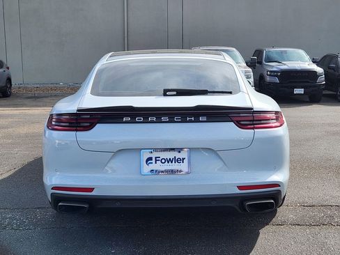Used 2018 Porsche Panamera 4 image 6