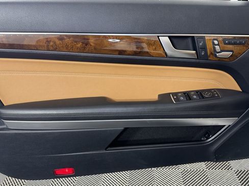 Used 2017 Mercedes-Benz E 400 Cabriolet image 39