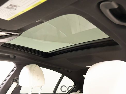 Certified 2023 BMW 530i xDrive w/ Premium Package image 16