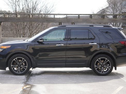 Used 2014 Ford Explorer Sport w/ Equipment Group 401A image 9