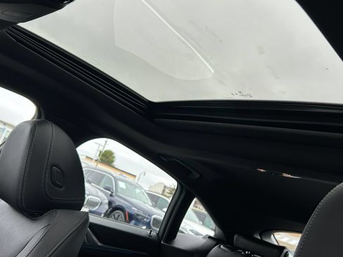 Used 2023 BMW i4 eDrive40 w/ Premium Package RWD image 16