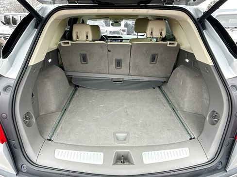 Used 2018 Cadillac XT5 Luxury w/ Driver Awareness Package image 30