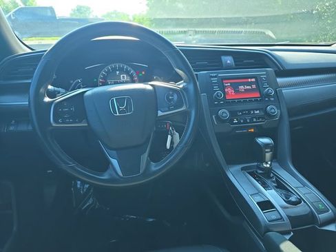 Used 2018 Honda Civic Sport image 16