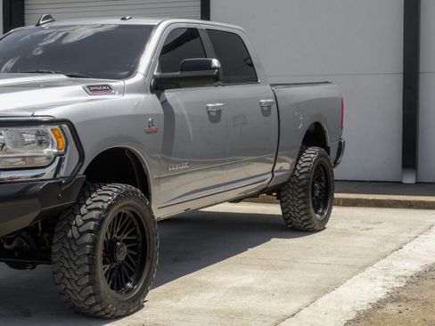 Used 2021 RAM 2500 Big Horn AWD/4WD image 5