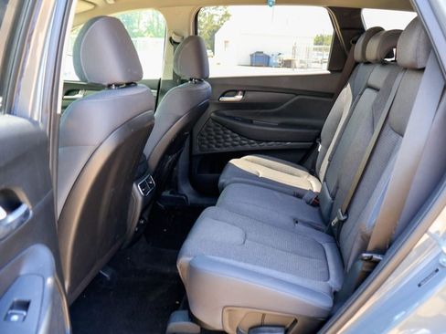 Used 2023 Hyundai Santa Fe SEL FWD image 9
