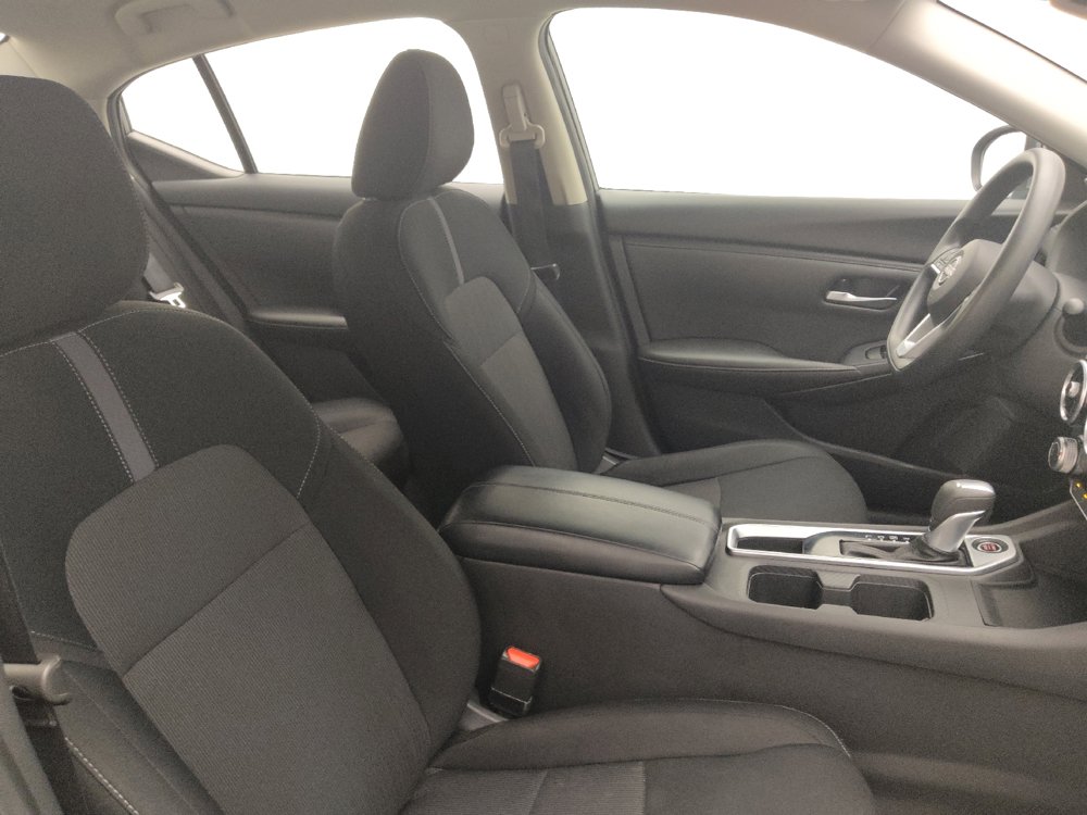 Used 2025 Nissan Sentra SV FWD image 21