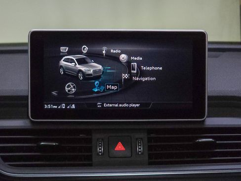 Used 2018 Audi Q5 2.0T Premium Plus w/ Premium Plus Package image 33