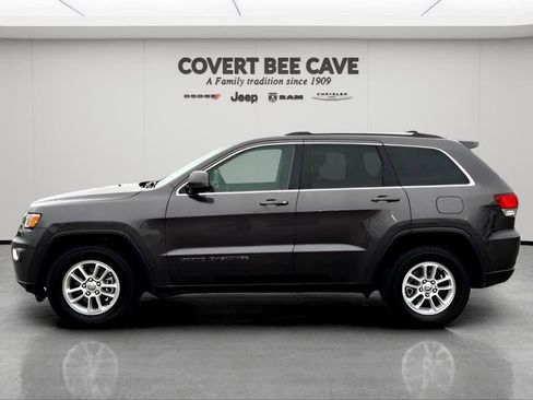 Used 2020 Jeep Grand Cherokee Laredo image 10