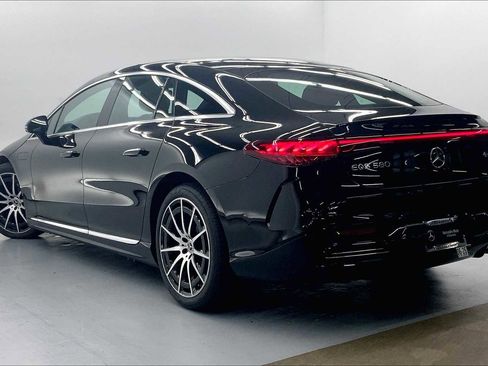 Certified 2023 Mercedes-Benz EQS 580 4MATIC Sedan image 2