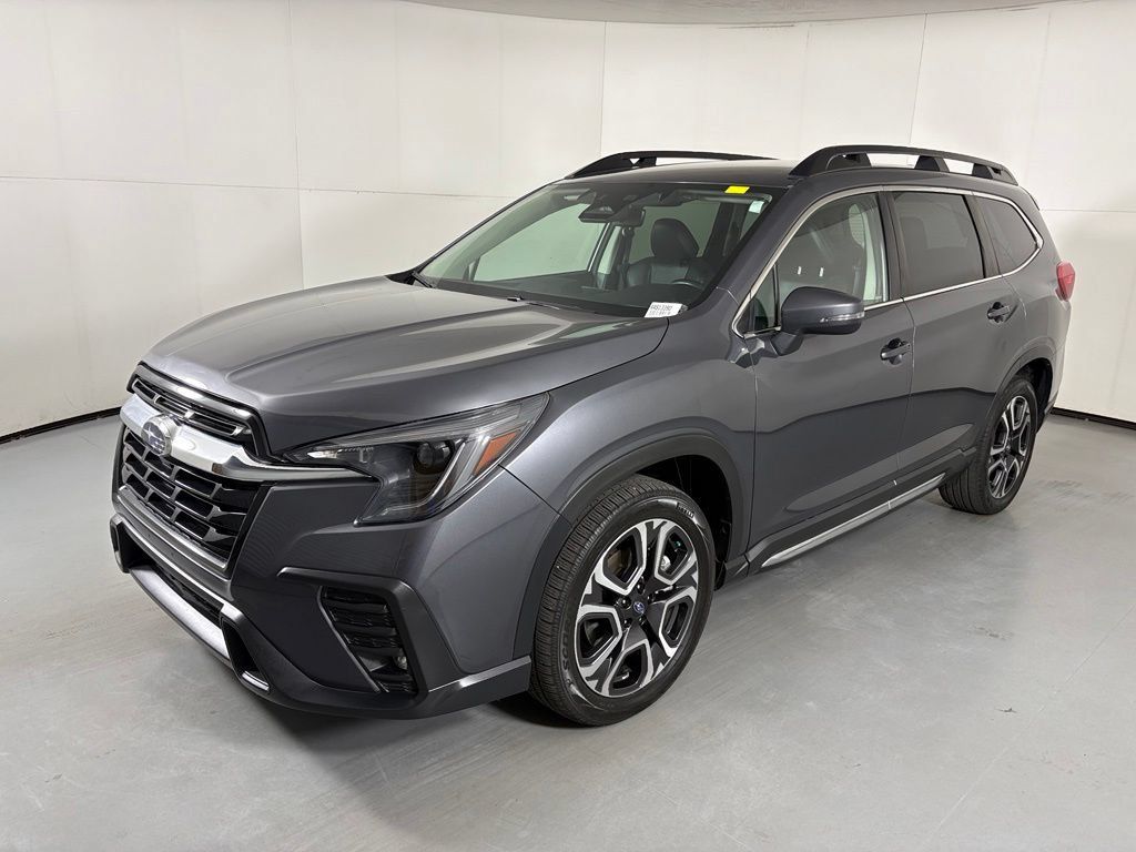 Used 2023 Subaru Ascent Limited AWD/4WD image 4