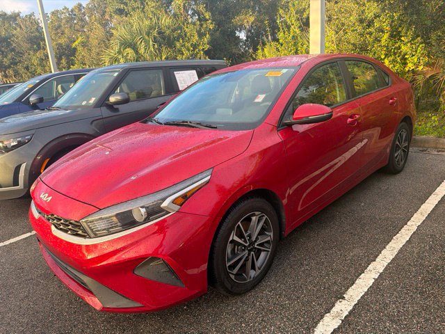Used 2022 Kia Forte LXS w/ LXS Technology Package FWD image 1