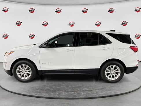 Used 2019 Chevrolet Equinox LS w/ LPO, Cargo Package FWD image 2
