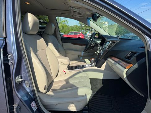 Used 2014 Subaru Outback 2.5i Limited AWD/4WD image 14