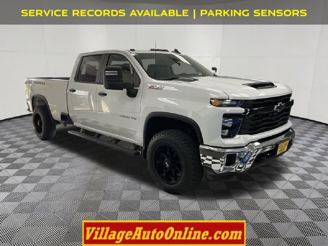Used 2025 Chevrolet Silverado 3500 W/T AWD/4WD image 5
