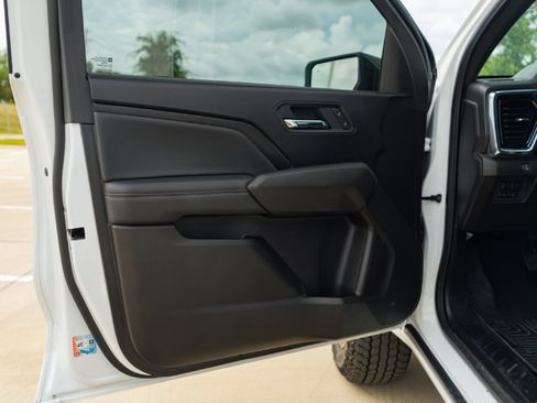 Used 2025 GMC Canyon Elevation w/ Convenience Package RWD image 19