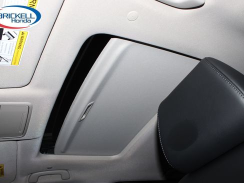 Used 2025 Honda CR-V EX-L image 28