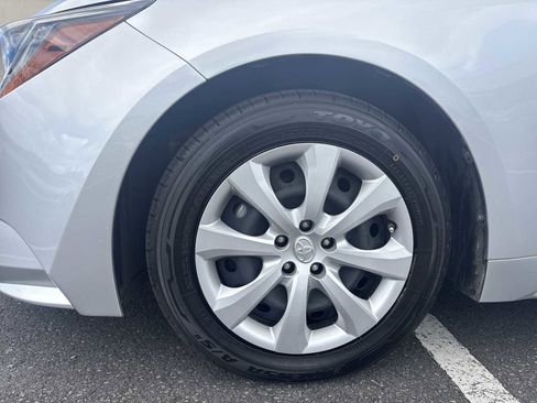 Used 2023 Toyota Corolla LE image 17