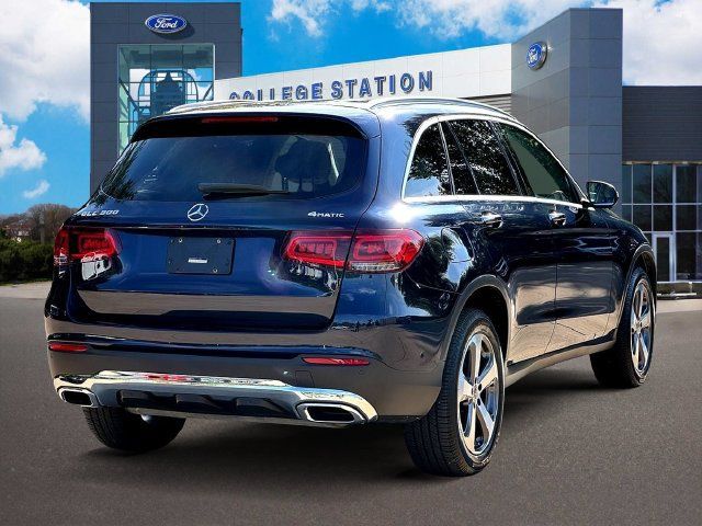 Used 2022 Mercedes-Benz GLC 300 4MATIC image 6