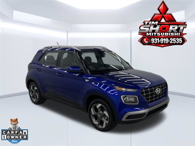 Used 2025 Hyundai Venue SEL FWD image 1