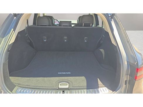 New 2026 Genesis GV70 2.5T AWD/4WD image 9