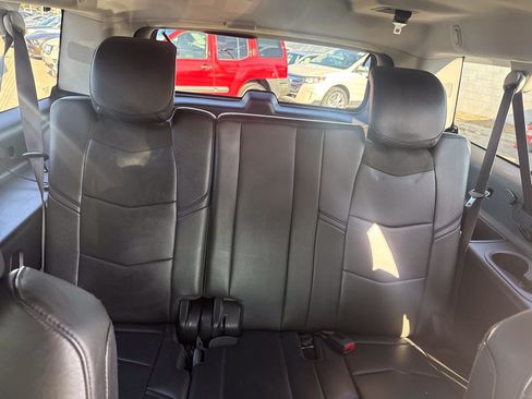 Used 2015 Cadillac Escalade ESV Luxury RWD image 22