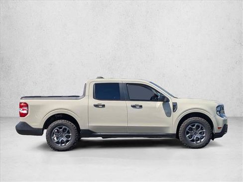Used 2025 Ford Maverick XLT w/ Equipment Group 302A AWD/4WD image 4
