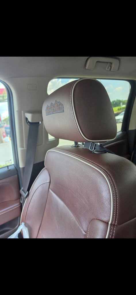Used 2015 Chevrolet Silverado 1500 High Country w/ High Country Premium Package AWD/4WD image 5
