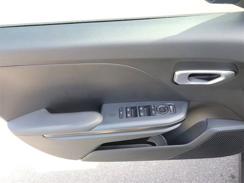 New 2026 Kia K4 LXS image 18