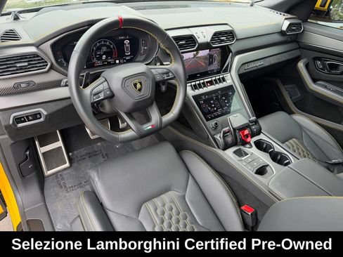 Used 2023 Lamborghini Urus Performante AWD/4WD image 23