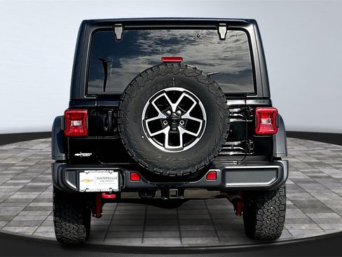 Used 2024 Jeep Wrangler Unlimited Rubicon image 4