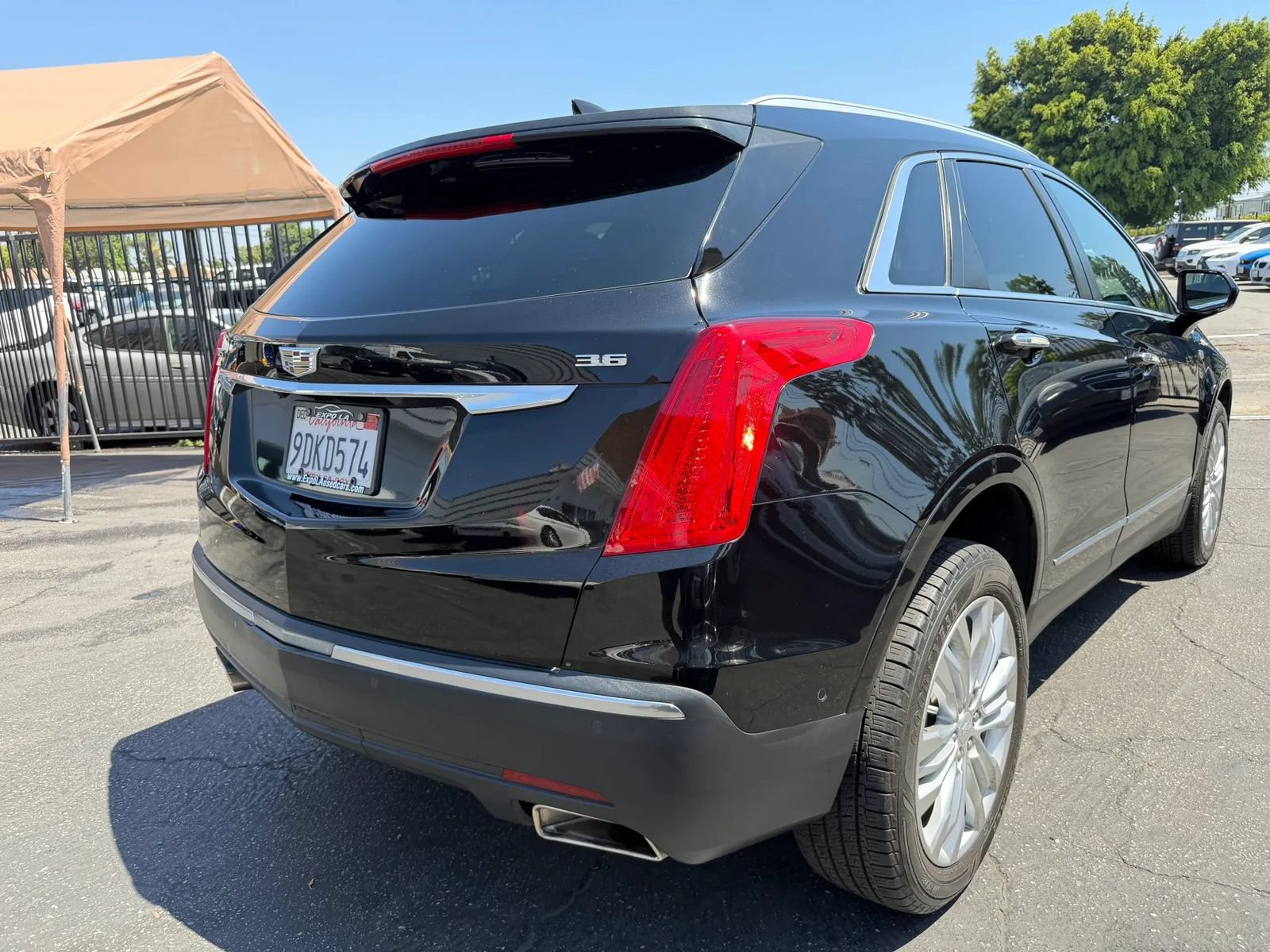 Used 2017 Cadillac XT5 Premium Luxury w/ Driver Assist Package FWD image 20