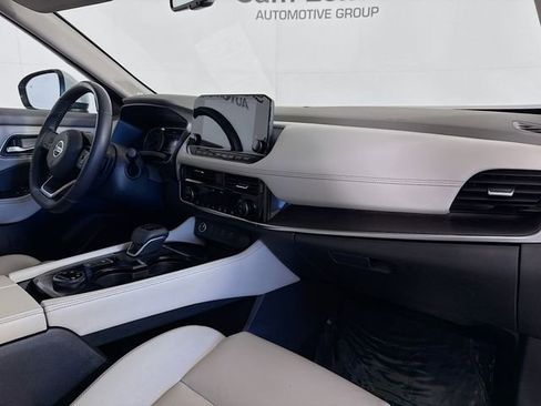 Used 2021 Nissan Rogue SL w/ Premium Package image 30