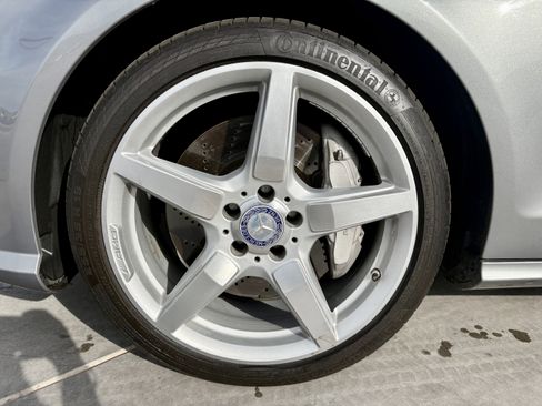 Used 2012 Mercedes-Benz CLS 550 image 9