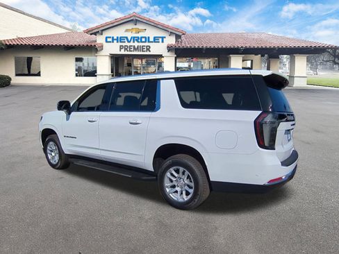 New 2026 Chevrolet Suburban LT w/ Comfort Package image 6