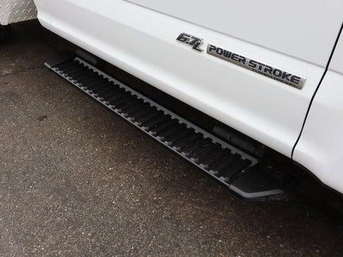 Used 2022 Ford F350 XL w/ Power Equipment Group image 17