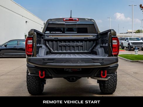 Used 2024 GMC Canyon AT4X w/ AT4X AEV Edition AWD/4WD image 8