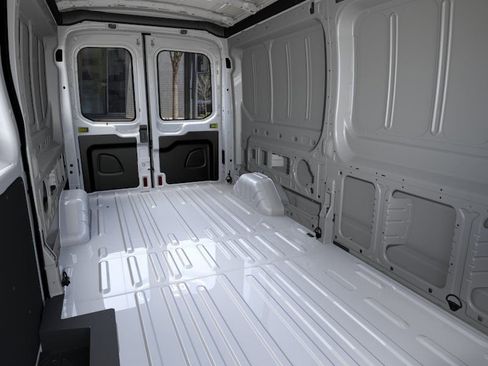 New 2026 Ford Transit 250 148 Medium Roof RWD image 11