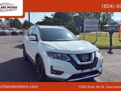 Used 2017 Nissan Rogue SV