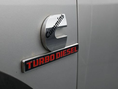 Used 2012 RAM 3500 ST w/ Chrome Appearance Group AWD/4WD image 9