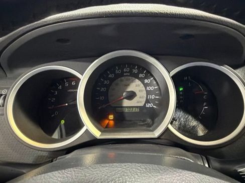 Used 2006 Toyota Tacoma PreRunner w/ SR5 Pkg #2 RWD image 16